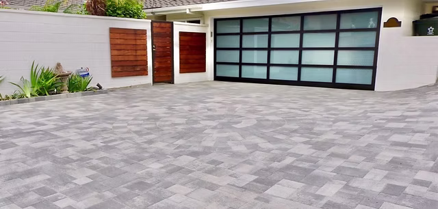 driveway-pavers-pinnacle-construction-remodeling.